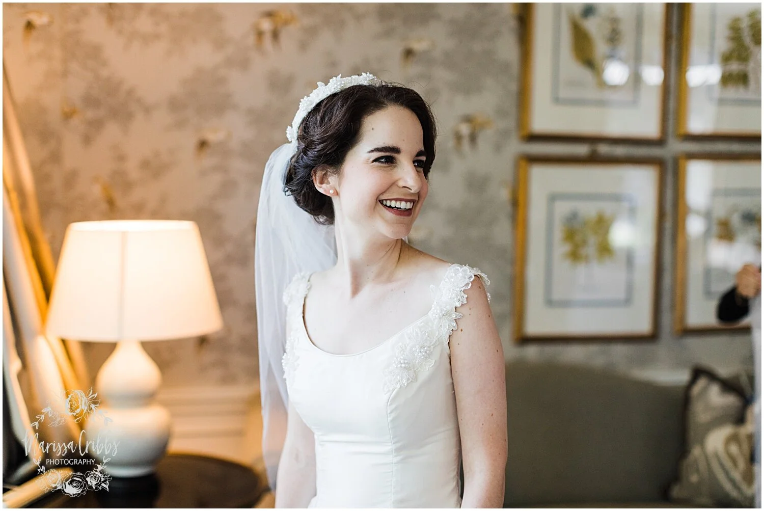 TYLER & CAROLINE MARRIED BLOG | MARISSA CRIBBS PHOTOGRAPHY | THE CARRIAGE CLUB | KANSAS CITY WEDDING PHOTOS_9208.jpg