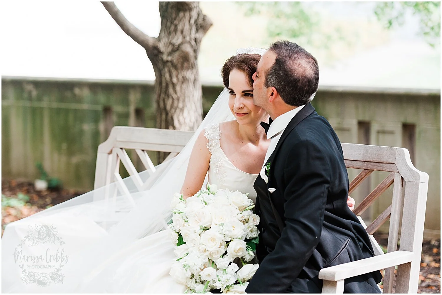 TYLER & CAROLINE MARRIED BLOG | MARISSA CRIBBS PHOTOGRAPHY | THE CARRIAGE CLUB | KANSAS CITY WEDDING PHOTOS_9255.jpg