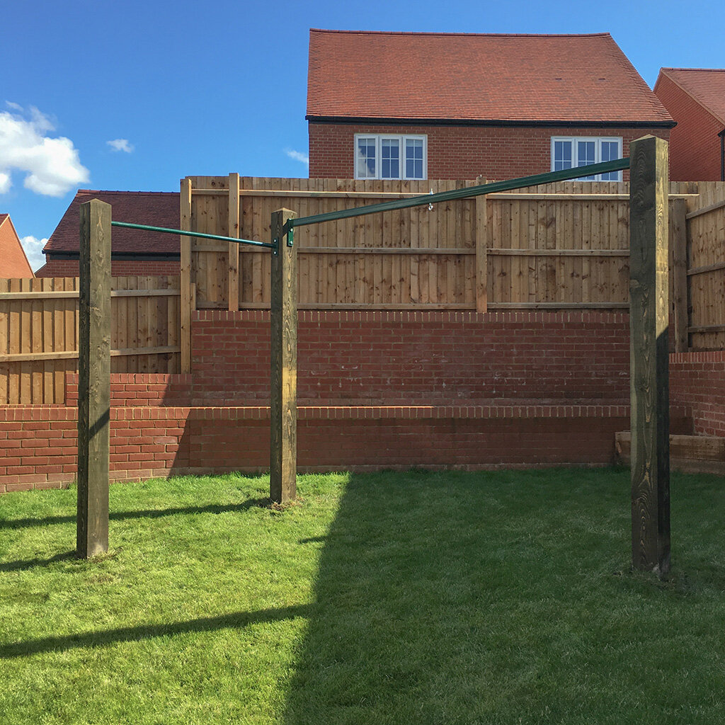 Outdoor pull up bar and fitness equipment 4