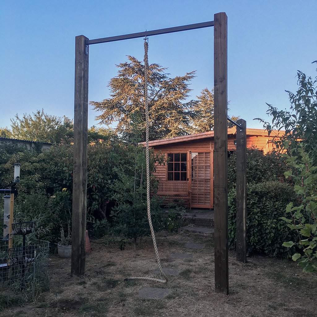 039 2018 garden high bar and pull up bar installation.jpg
