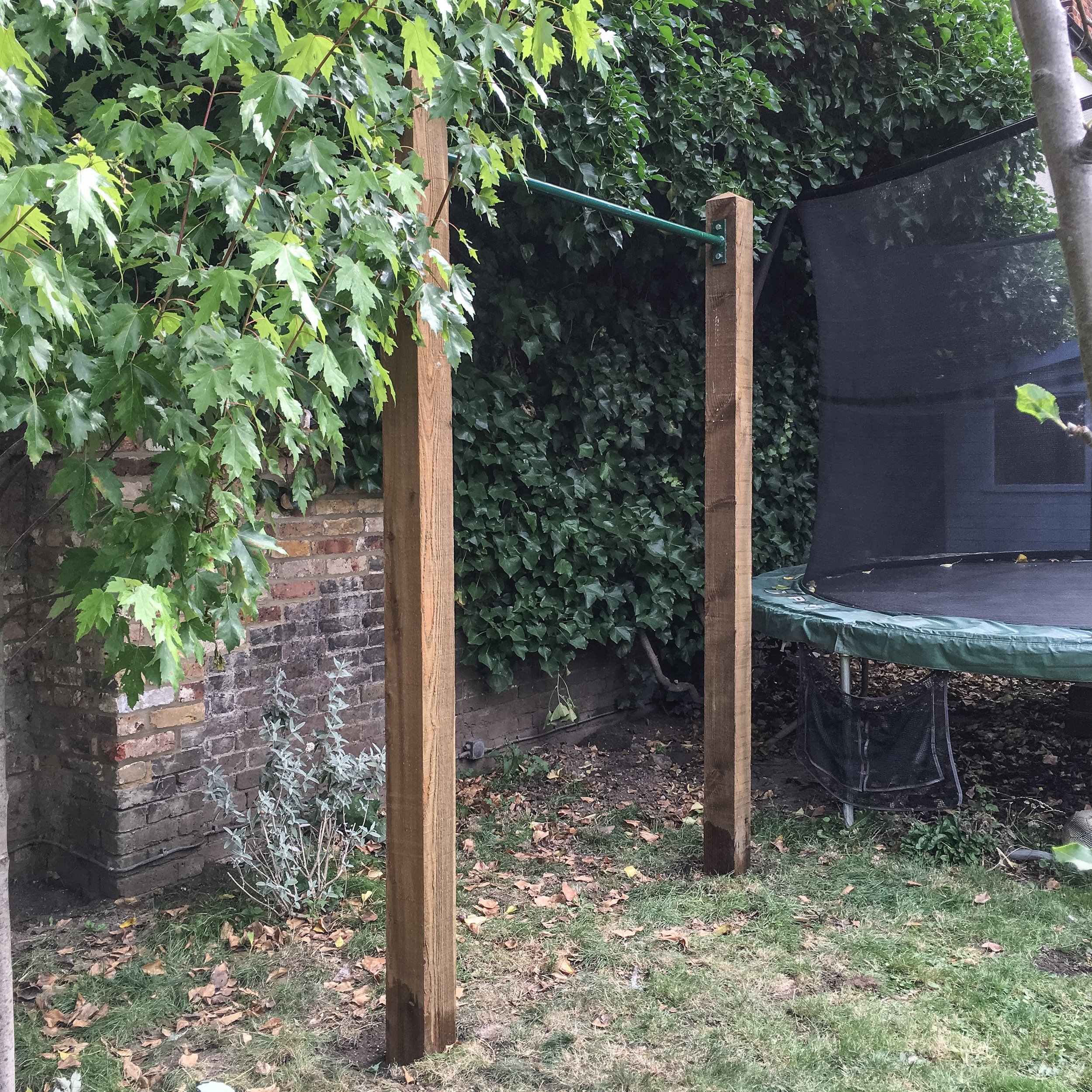 055 2016 garden pull up bar installation.JPG