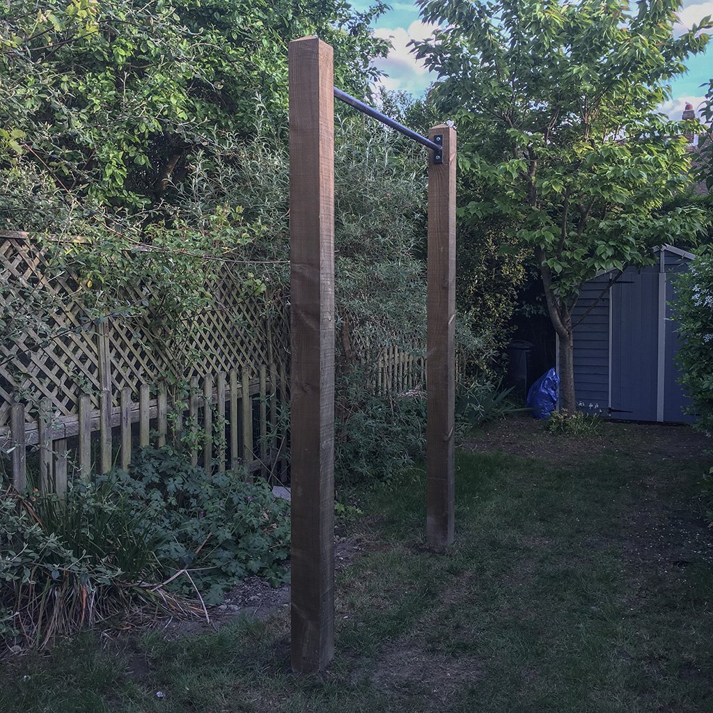 021 2017 garden pull up bar installation.jpg