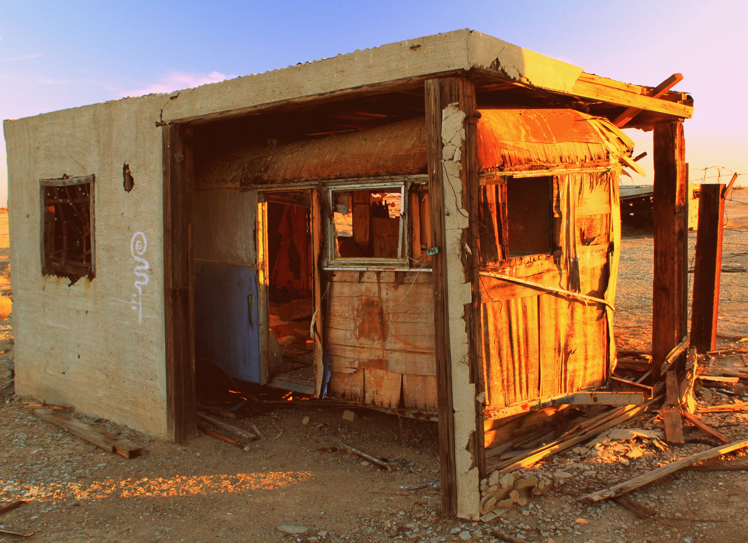 Decaying dream along the shores of the Salton Sea