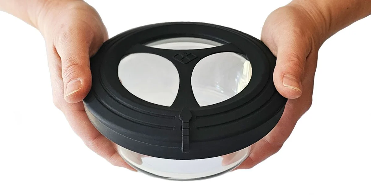 Meshware Microwaveable Food Storage Container and Lunchbox with Glass Lid