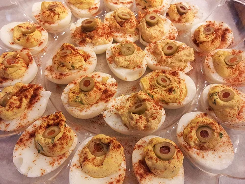  Get creative with your toppings. Photo by Robert Neff .