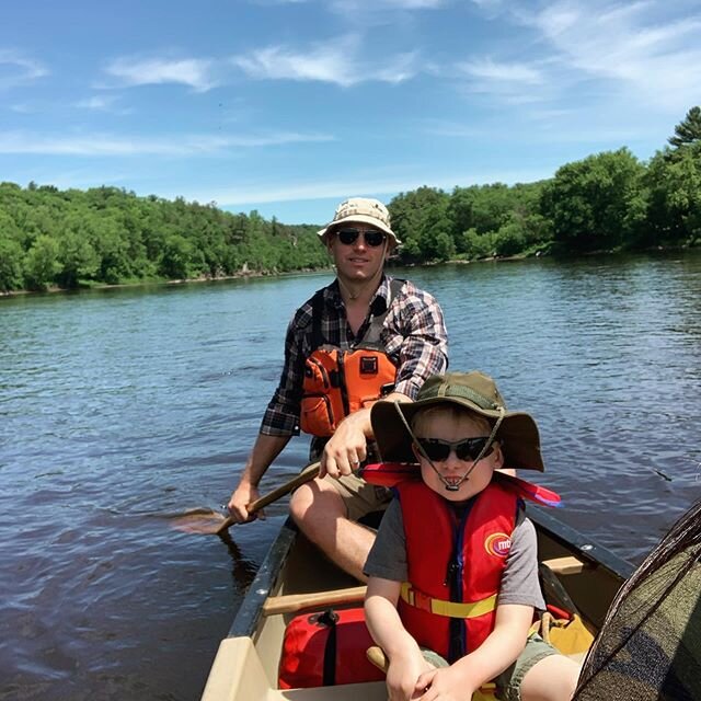 Perfect day for a paddle on the St. Croix! .
#stcroixriver #minnesotariver #wisconsinriver #borderpaddle #getoutside #paddleeveryday #alwayswearapfd #pfd
