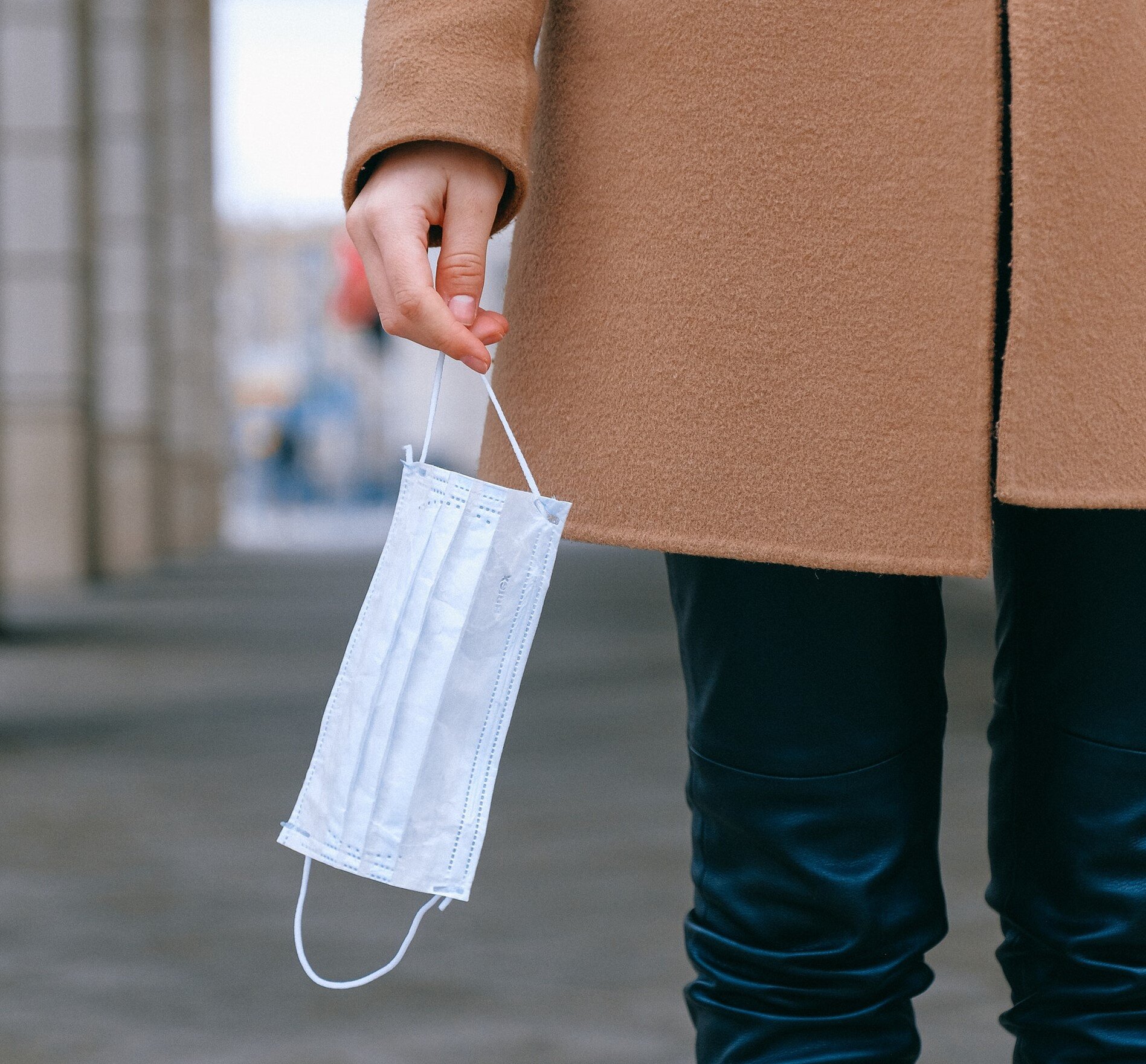 Coronavirus: Self-isolation imposed on all travellers inbound to Australia