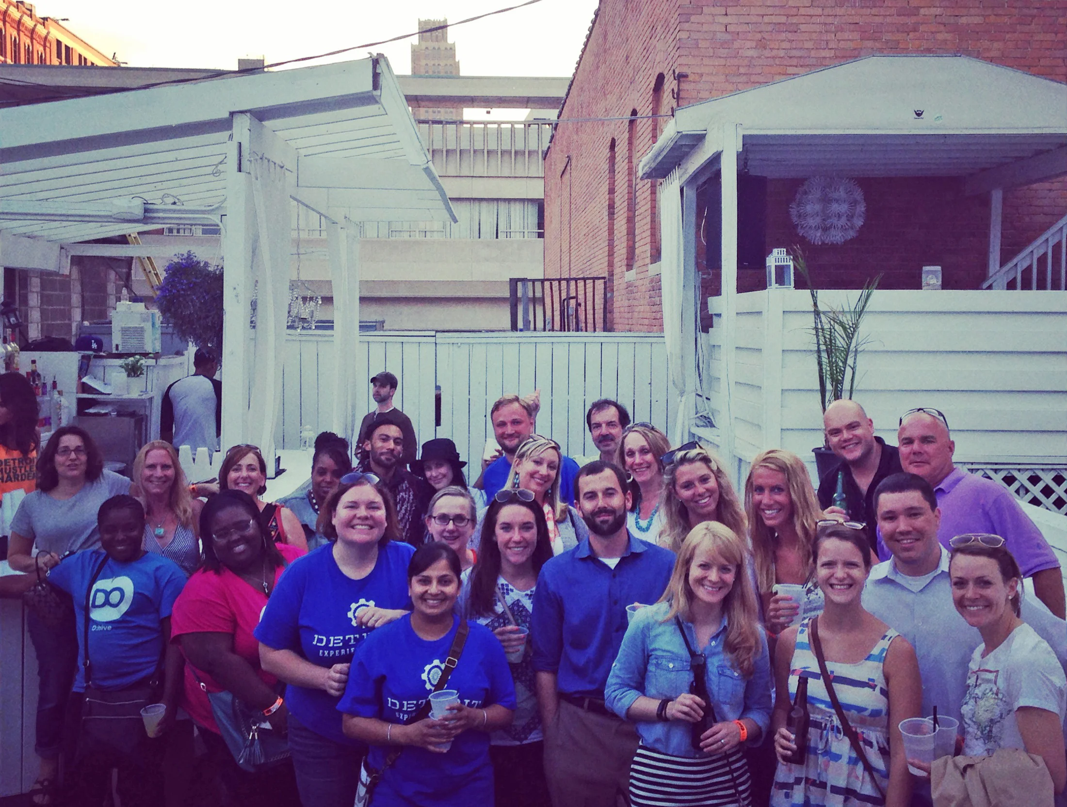 Downtown & Beyond Bus Tour, Experience Detroit Downtown Rooftops Bar Tour