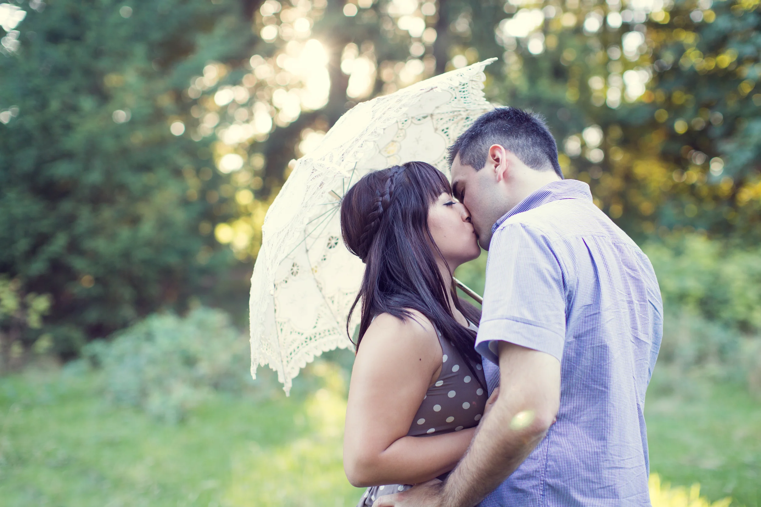 What to Wear to an Engagement Shoot