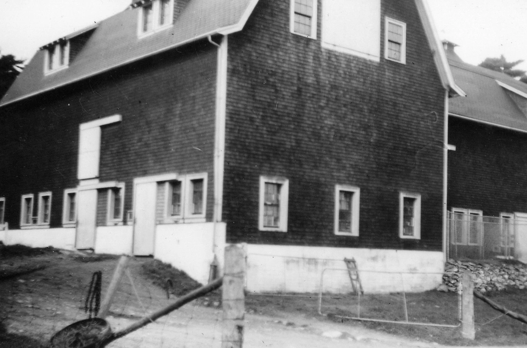 Oakfield Farm Main Barn.jpg