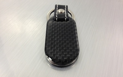  MONOCARBON Real Carbon Fiber Key Chain with Real Leather Edges  Keychain Black Stitching Keychain for Men Black : Clothing, Shoes & Jewelry
