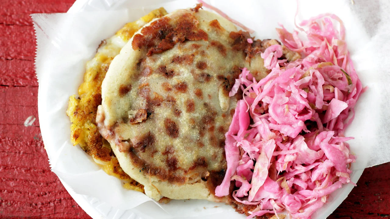 1 Minute Meal: "One More Pupusa"