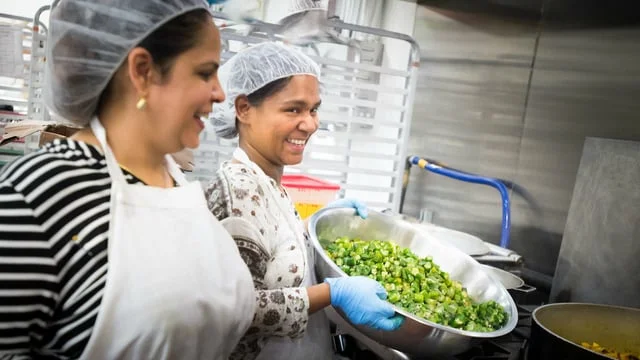 1 Minute Meal: "Owned and Cooperated"