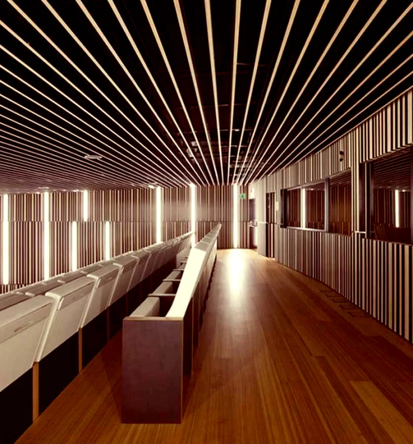 Interior 1.jpg