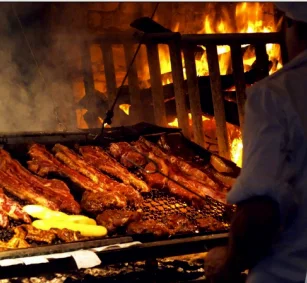 Mercado del Puerto, Montevideo Uruguay 1.jpg