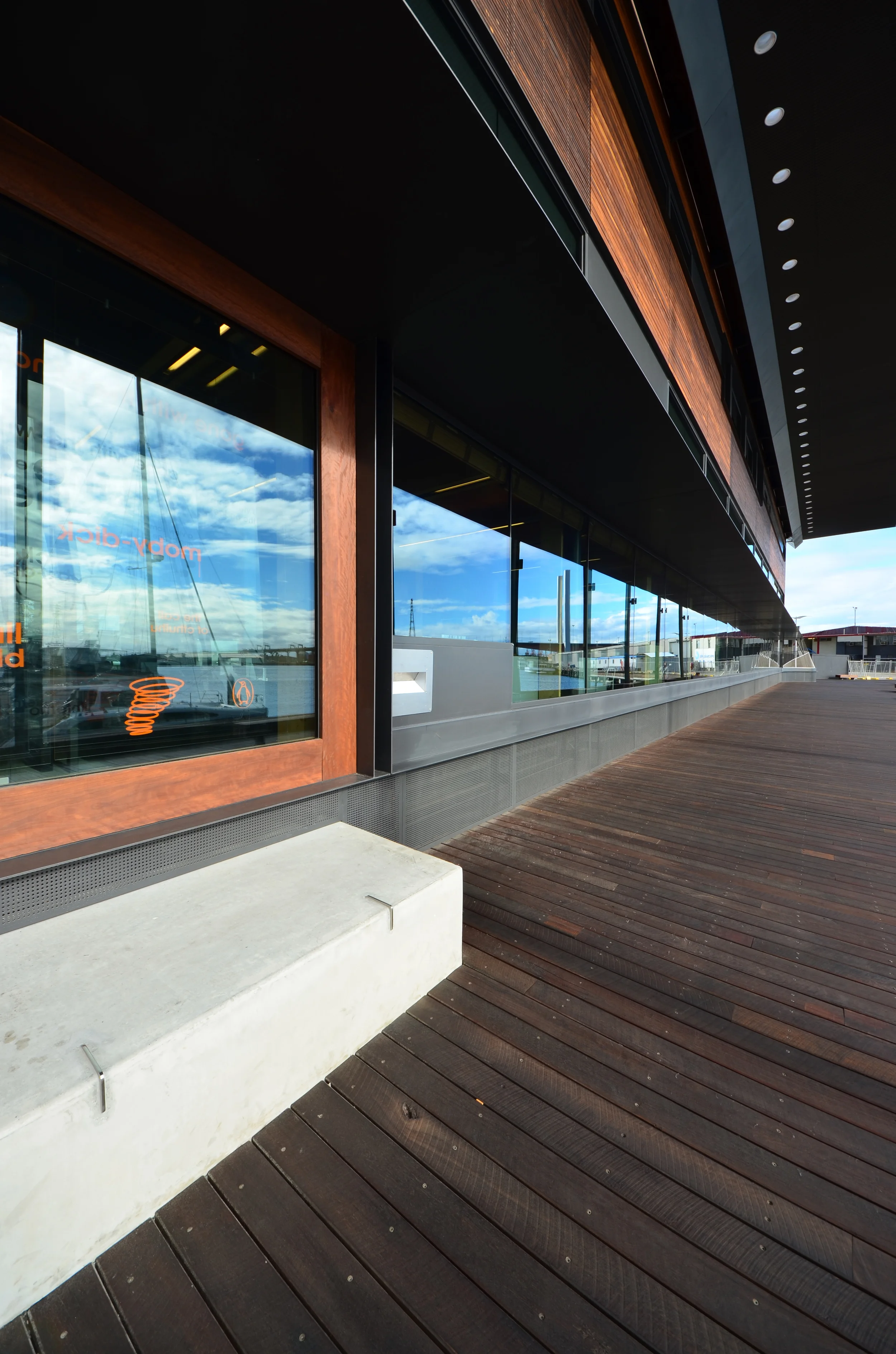 Hayball Architects and Claire Design_Docklands Library Community Hub 03_Andrew Pham.jpg