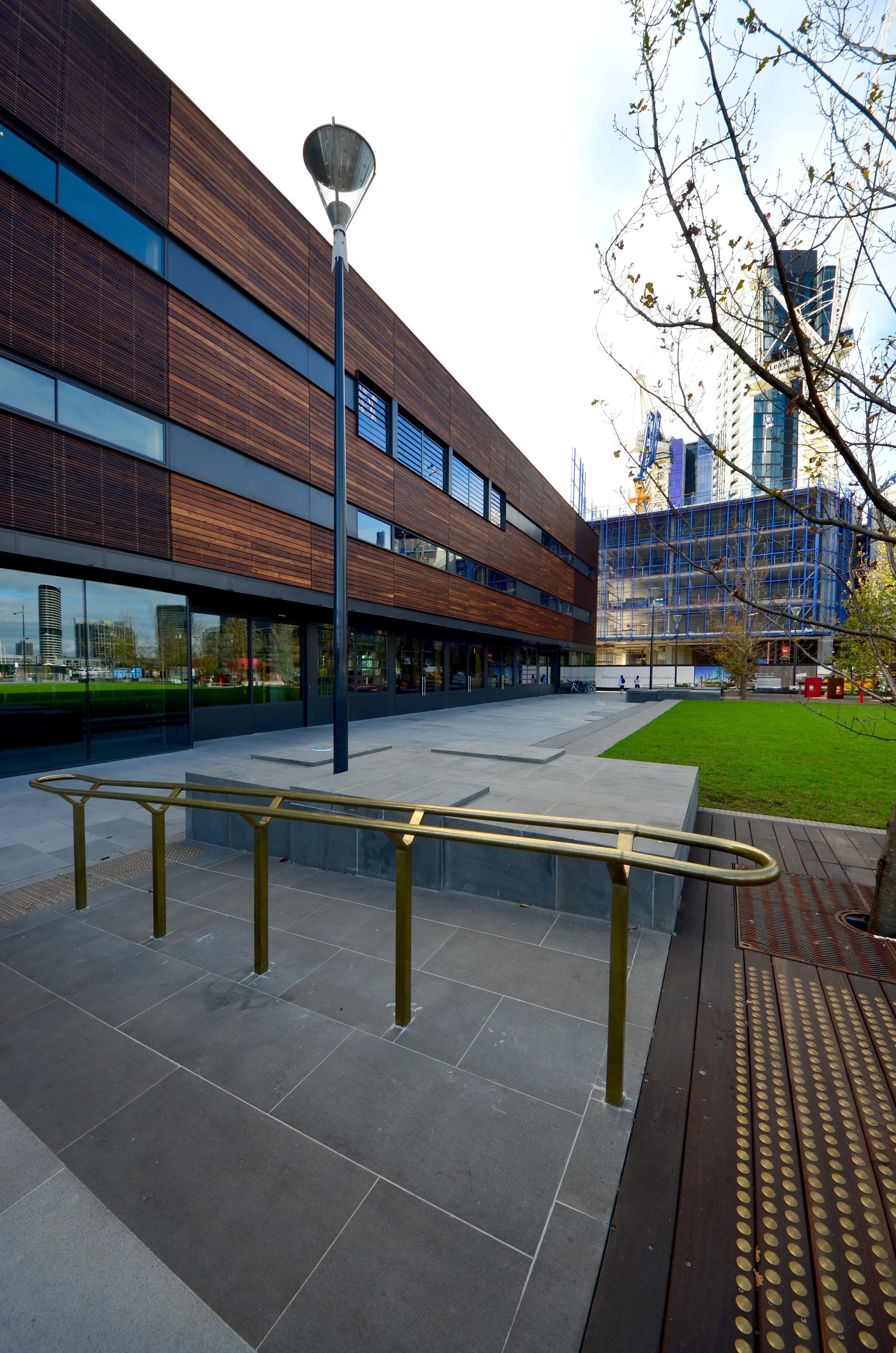 Hayball Architects and Claire Design_Docklands Library Community Hub 07_Andrew Pham.jpg