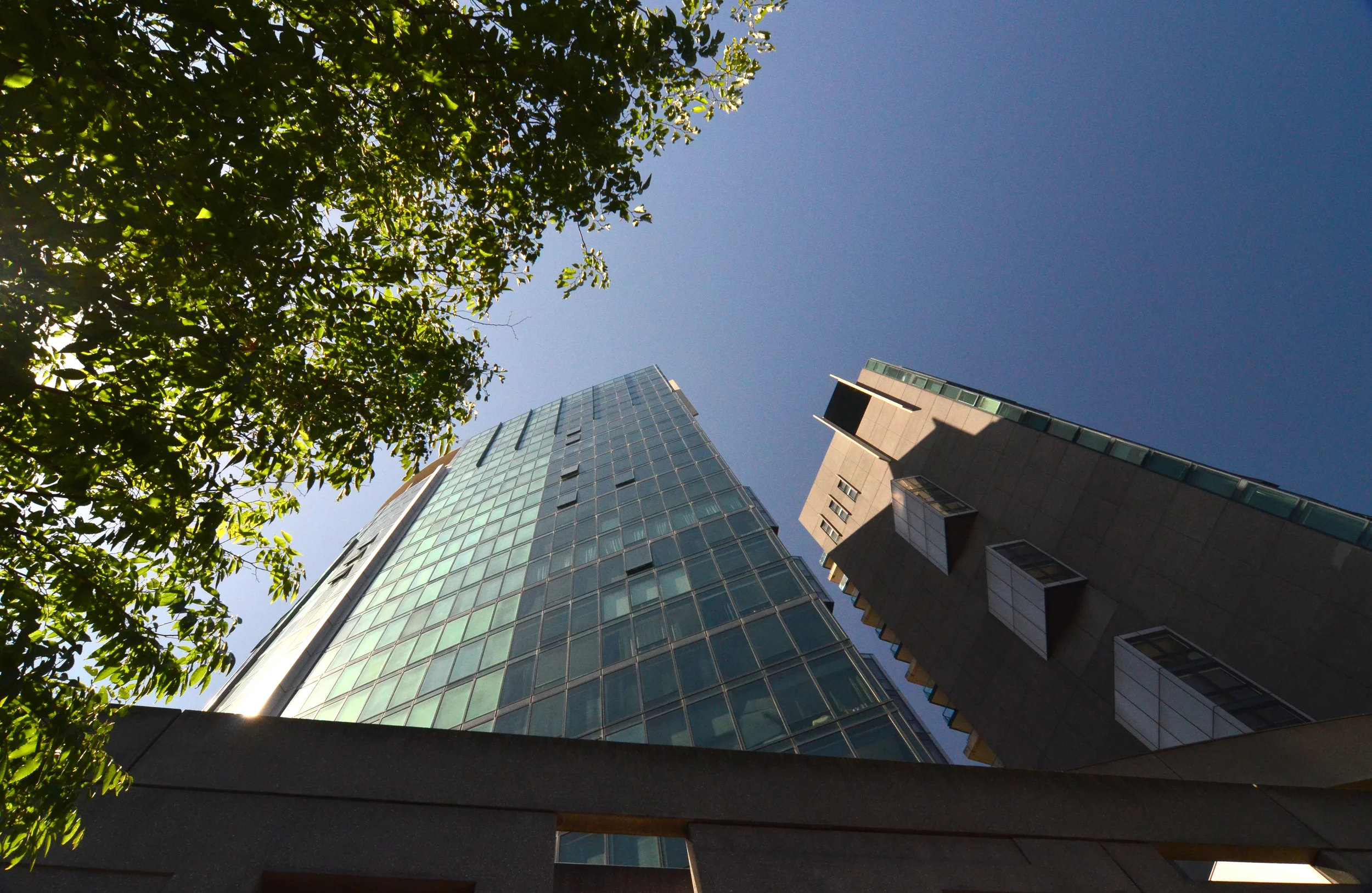 Bates Smart Architects_The Melbournian Apartments_Andrew Pham 09.jpg