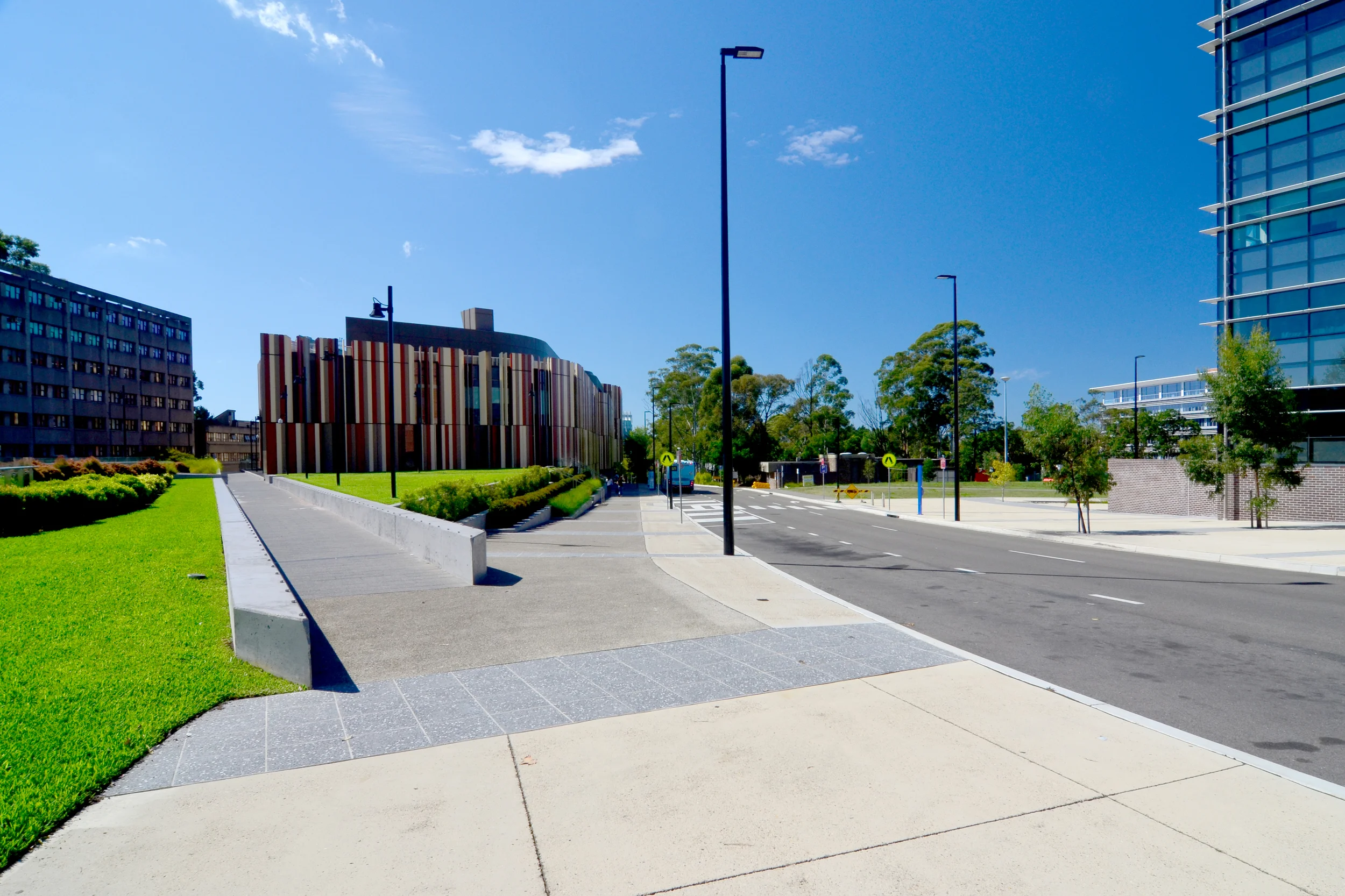 Macquerrie Uni Library_Francis Jones Morehen Thorpe_Andrew Pham 02a.jpg