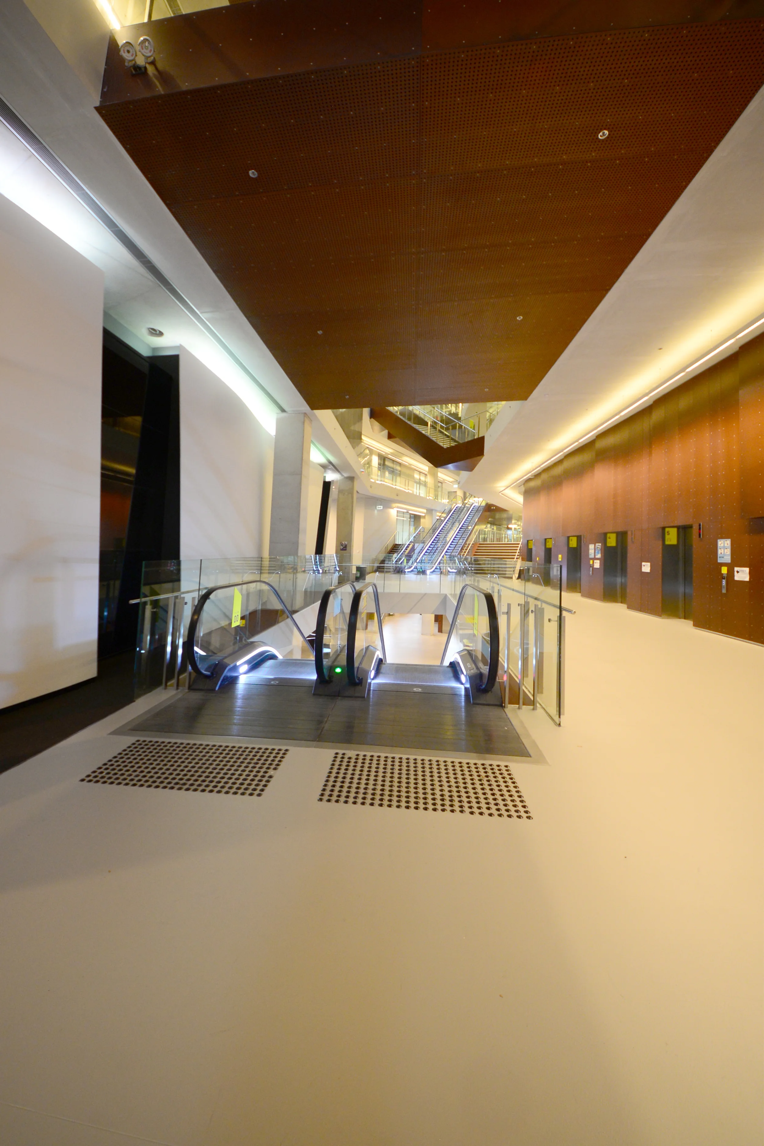 UTS Information Technologies Engineering_Denton Corker Marshall Architects-Andrew Pham 07.jpg