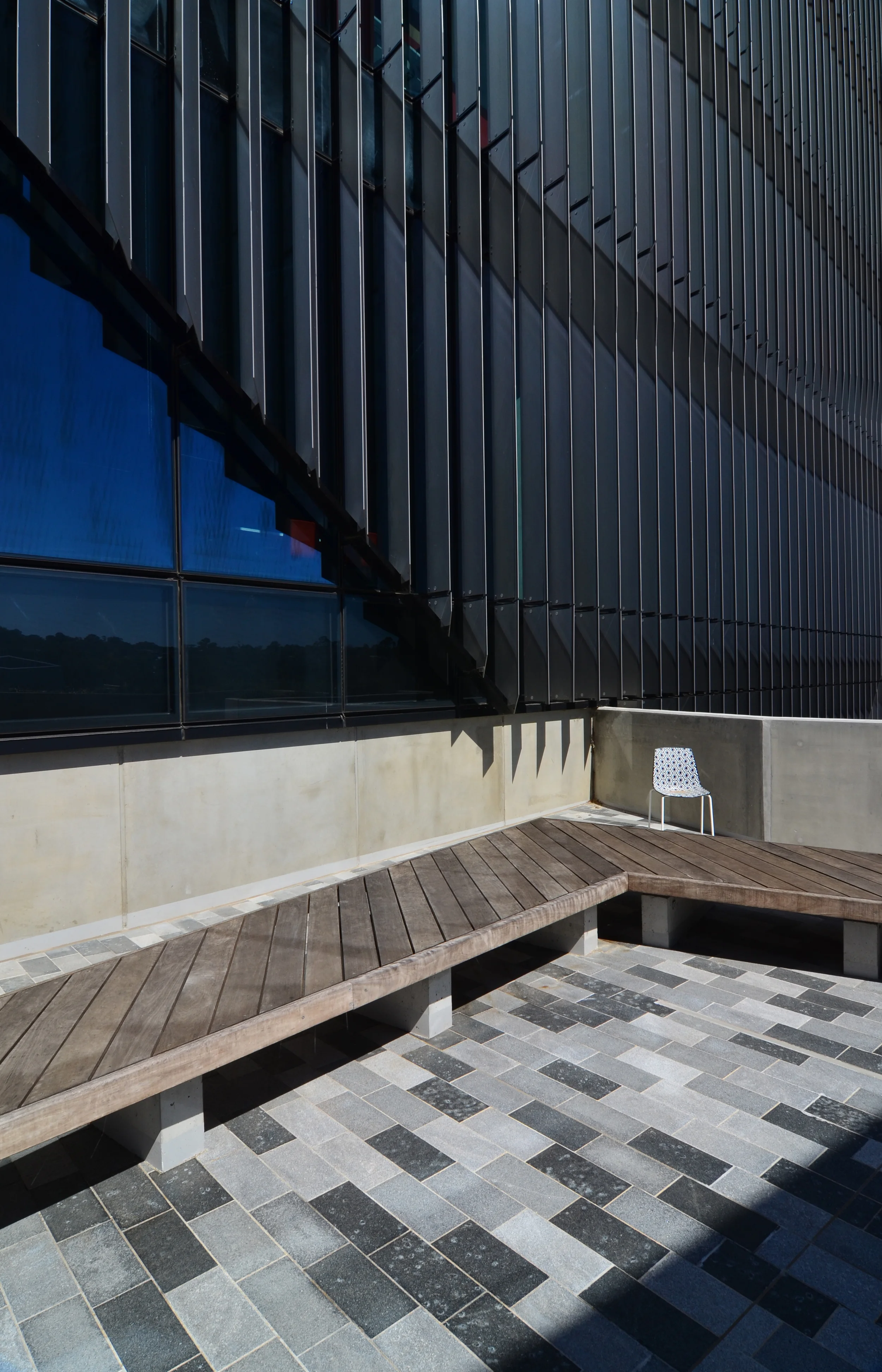 Woods Bagot_Deakin Uni Burwood Frontage Building_Andrew Pham 64.jpg