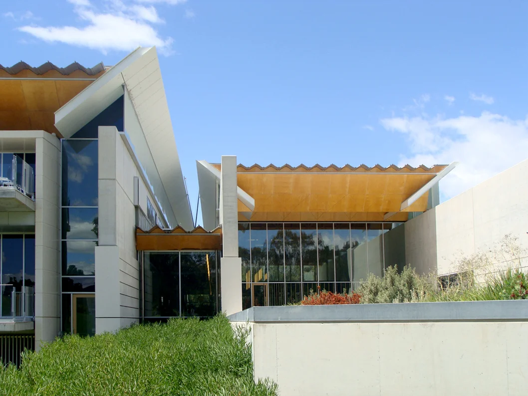 Johnson Pilton Walker Architects_National Portrait Gallery Canberra_Andrew Pham 11.jpg