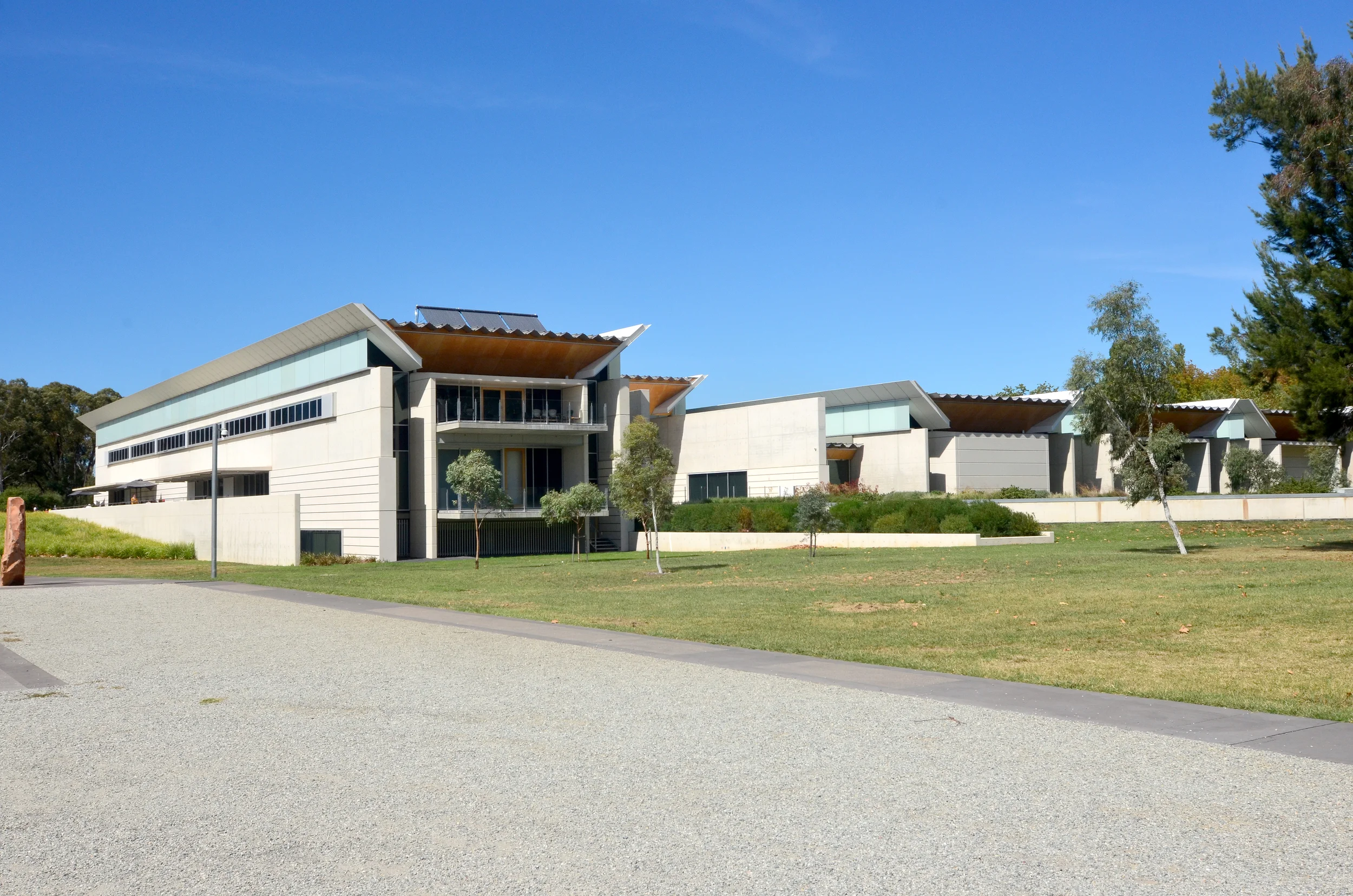 Johnson Pilton Walker Architects_National Portrait Gallery Canberra_Andrew Pham 19.jpg