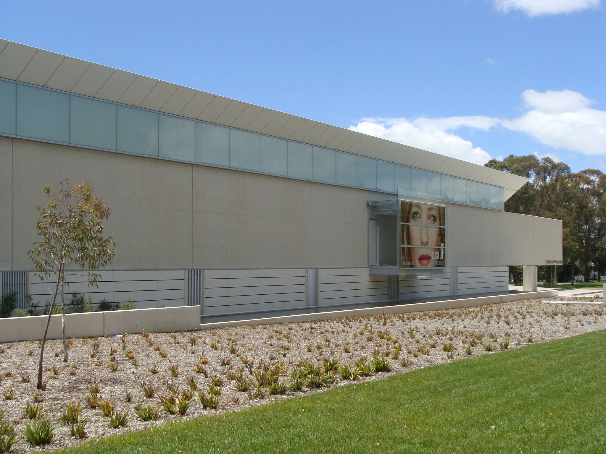 Johnson Pilton Walker Architects_National Portrait Gallery Canberra_Andrew Pham 35.jpg
