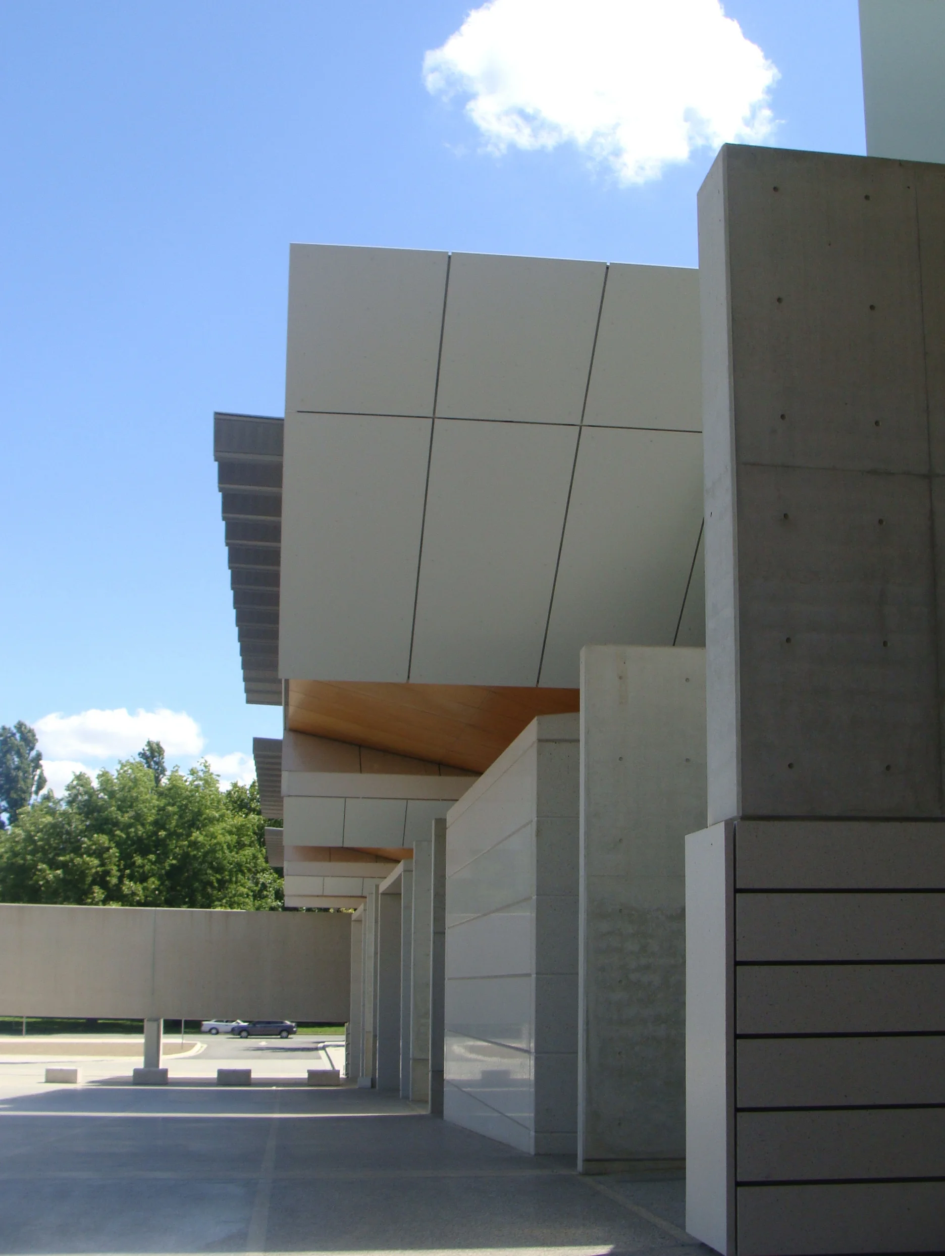 Johnson Pilton Walker Architects_National Portrait Gallery Canberra_Andrew Pham 54.jpg