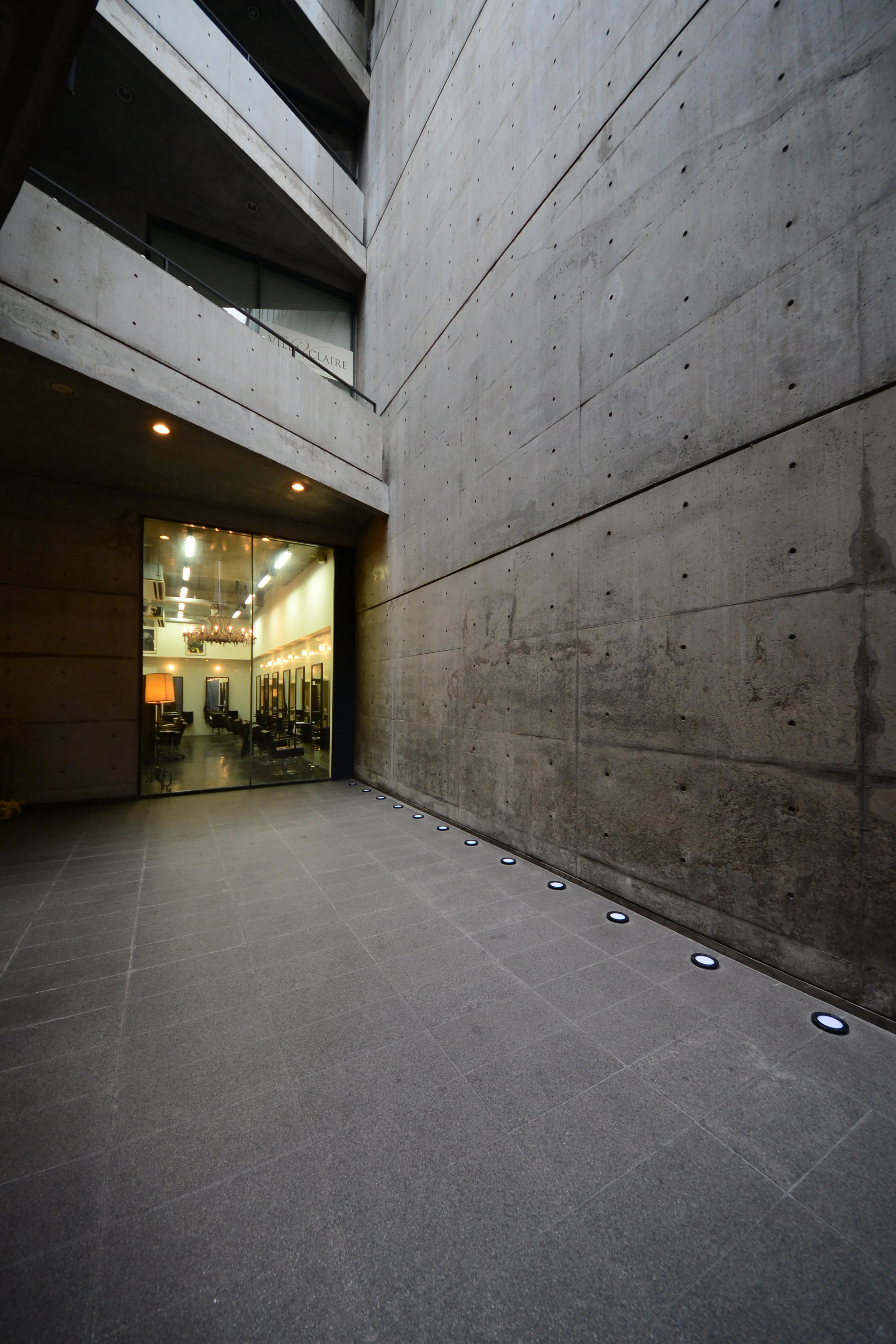 Galleria Akka_Tadao Ando_Kyoto_Andrew Pham 12.jpg