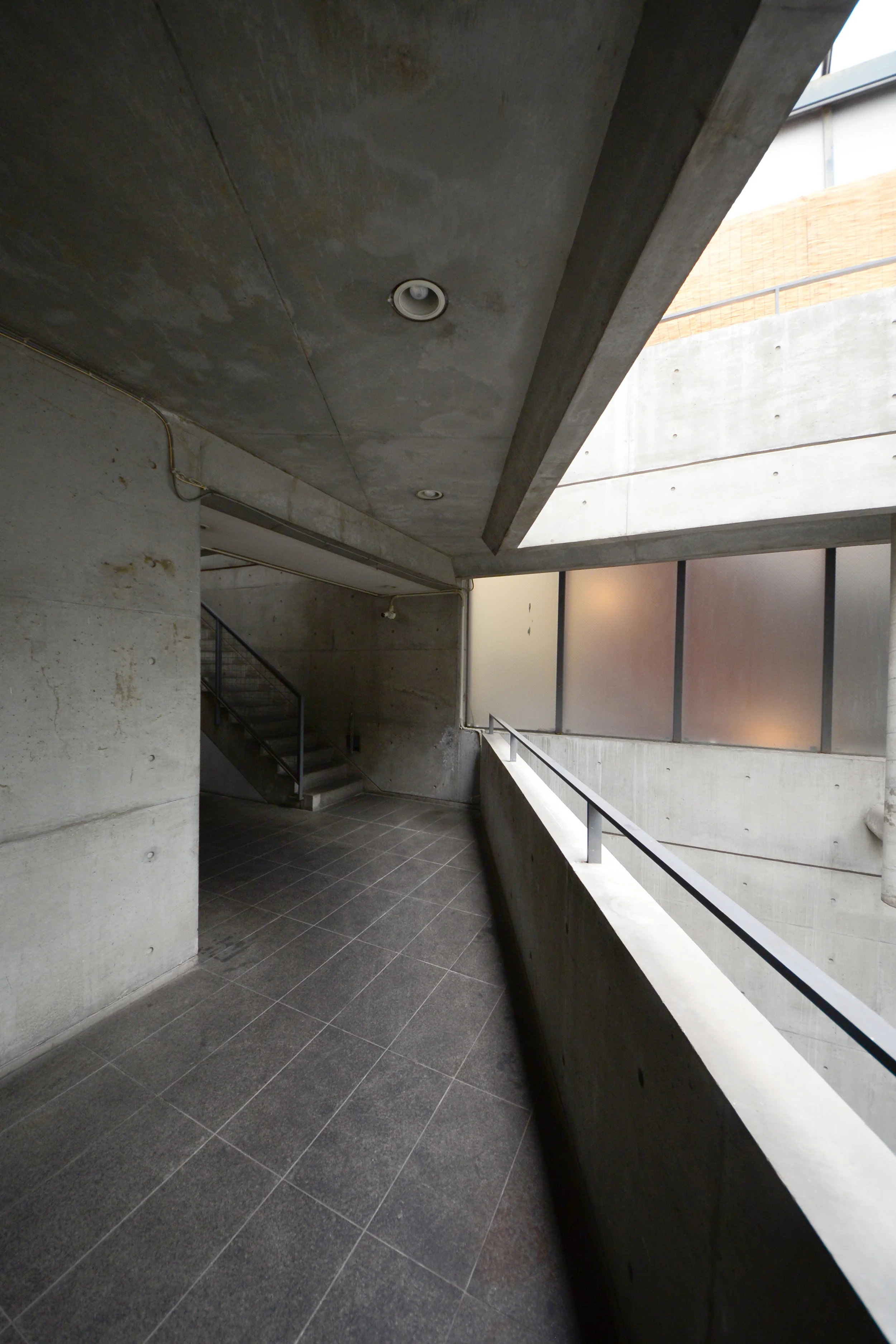 Galleria Akka_Tadao Ando_Kyoto_Andrew Pham 40.jpg