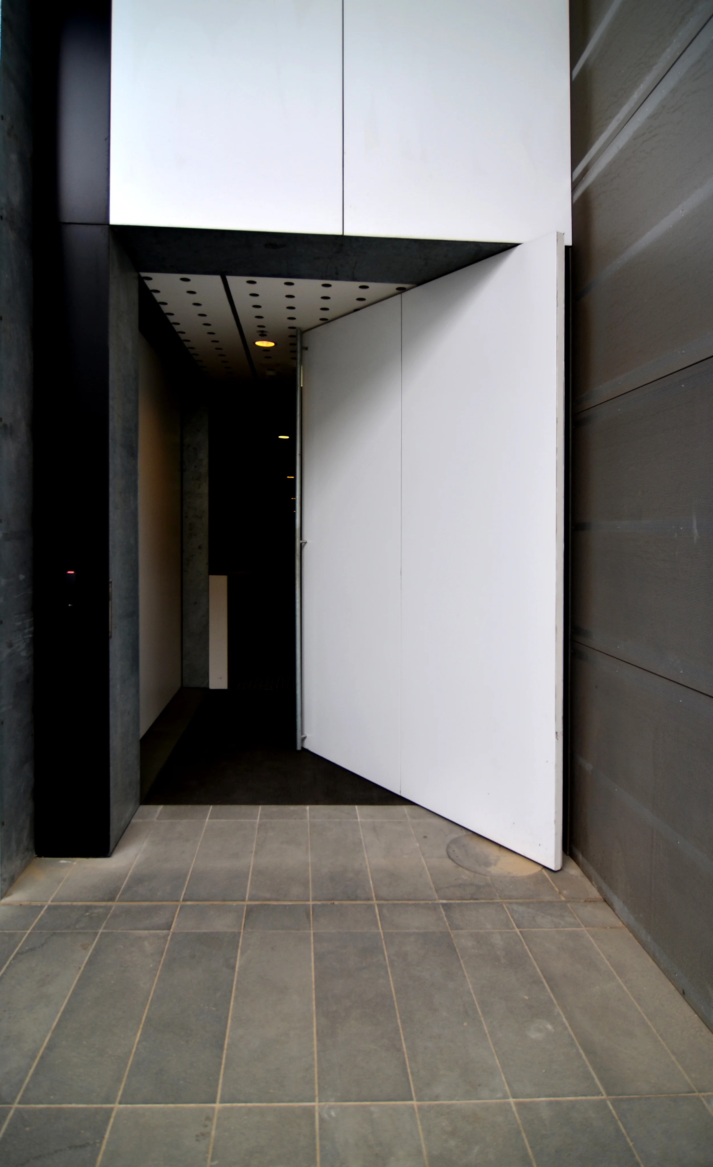 Sean Godsell RMIT Design Hub 14.jpg