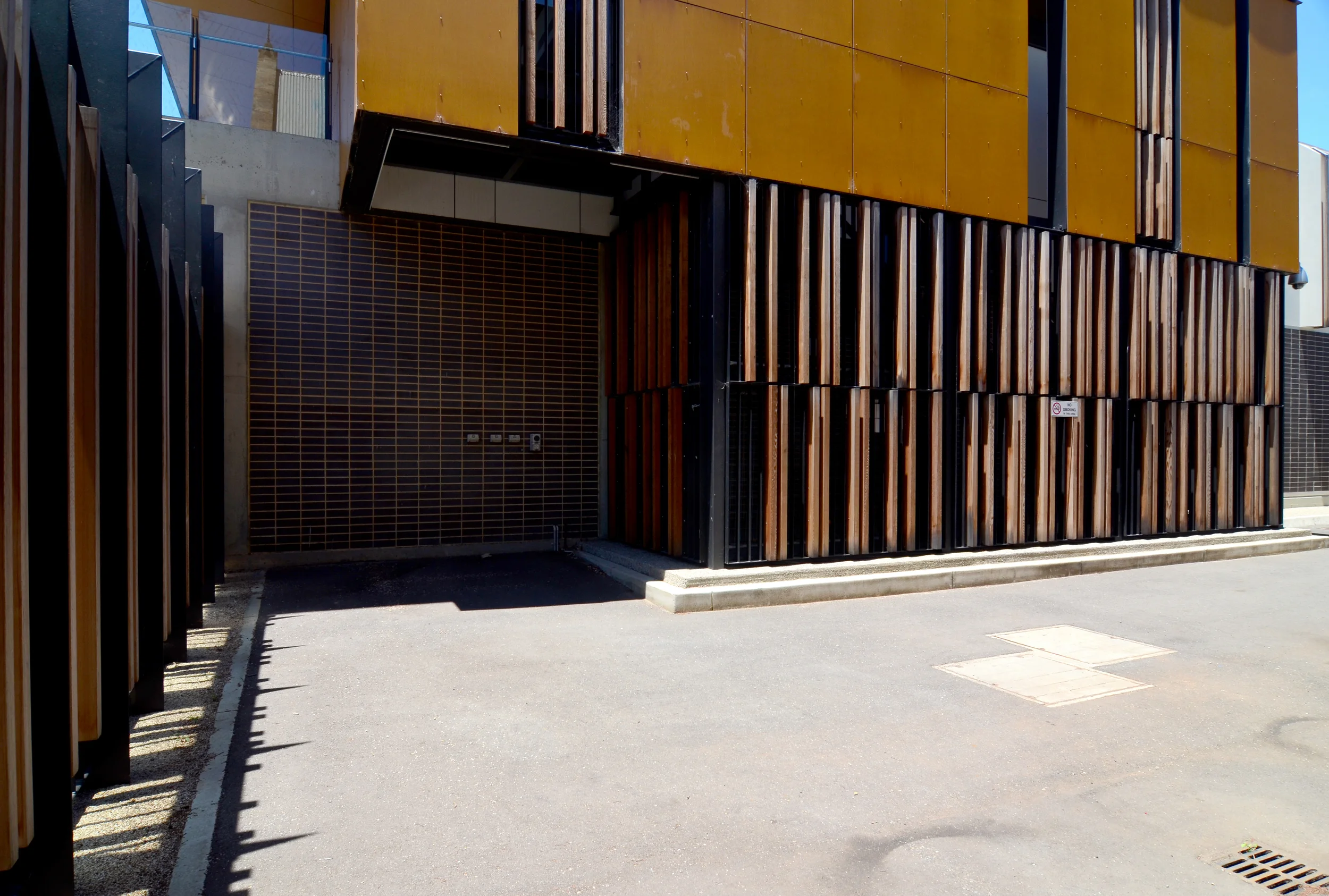 Grieve Gillett Architects_Adelaide Studios_Andrew Pham 30.jpg