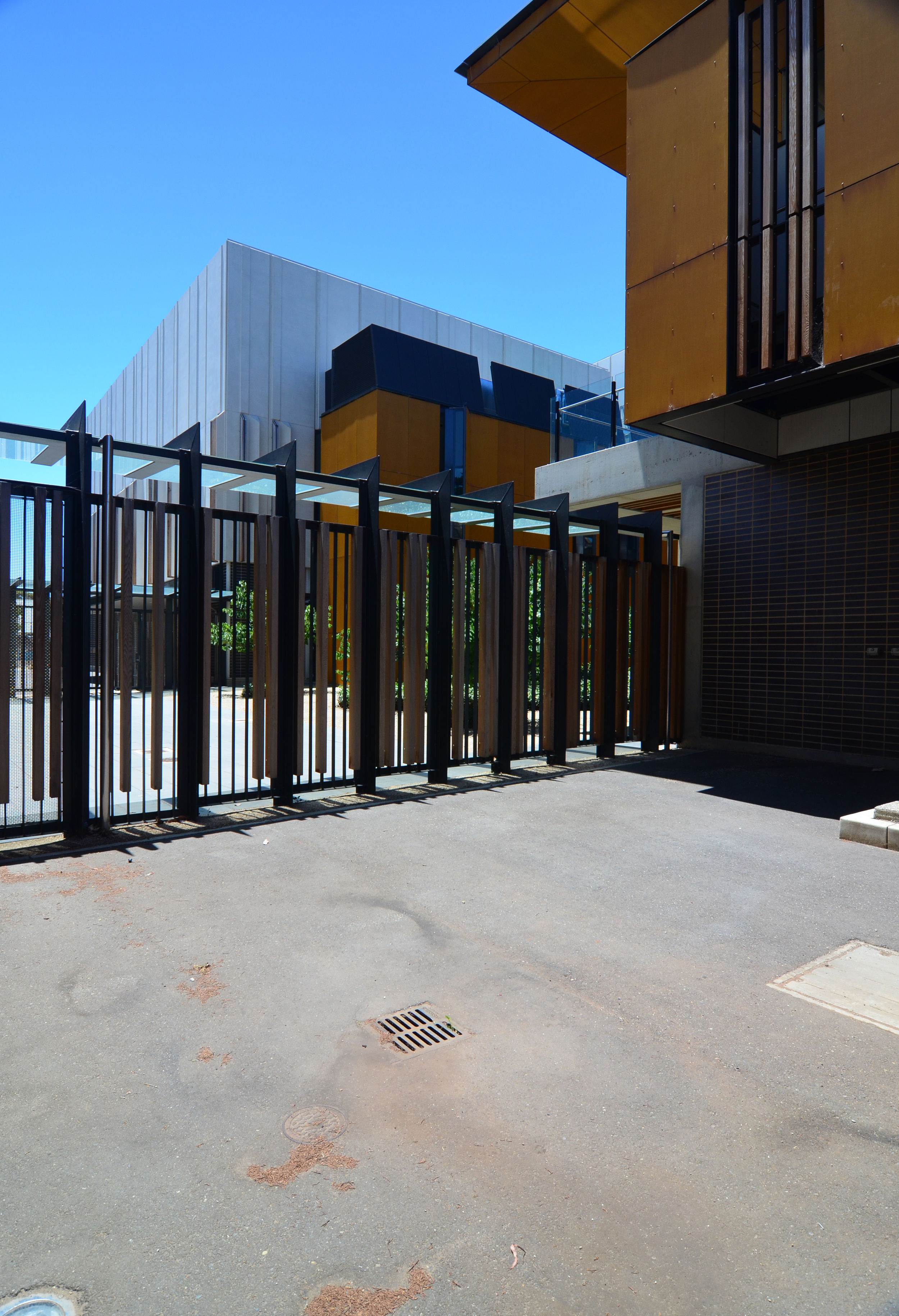 Grieve Gillett Architects_Adelaide Studios_Andrew Pham 38.jpg