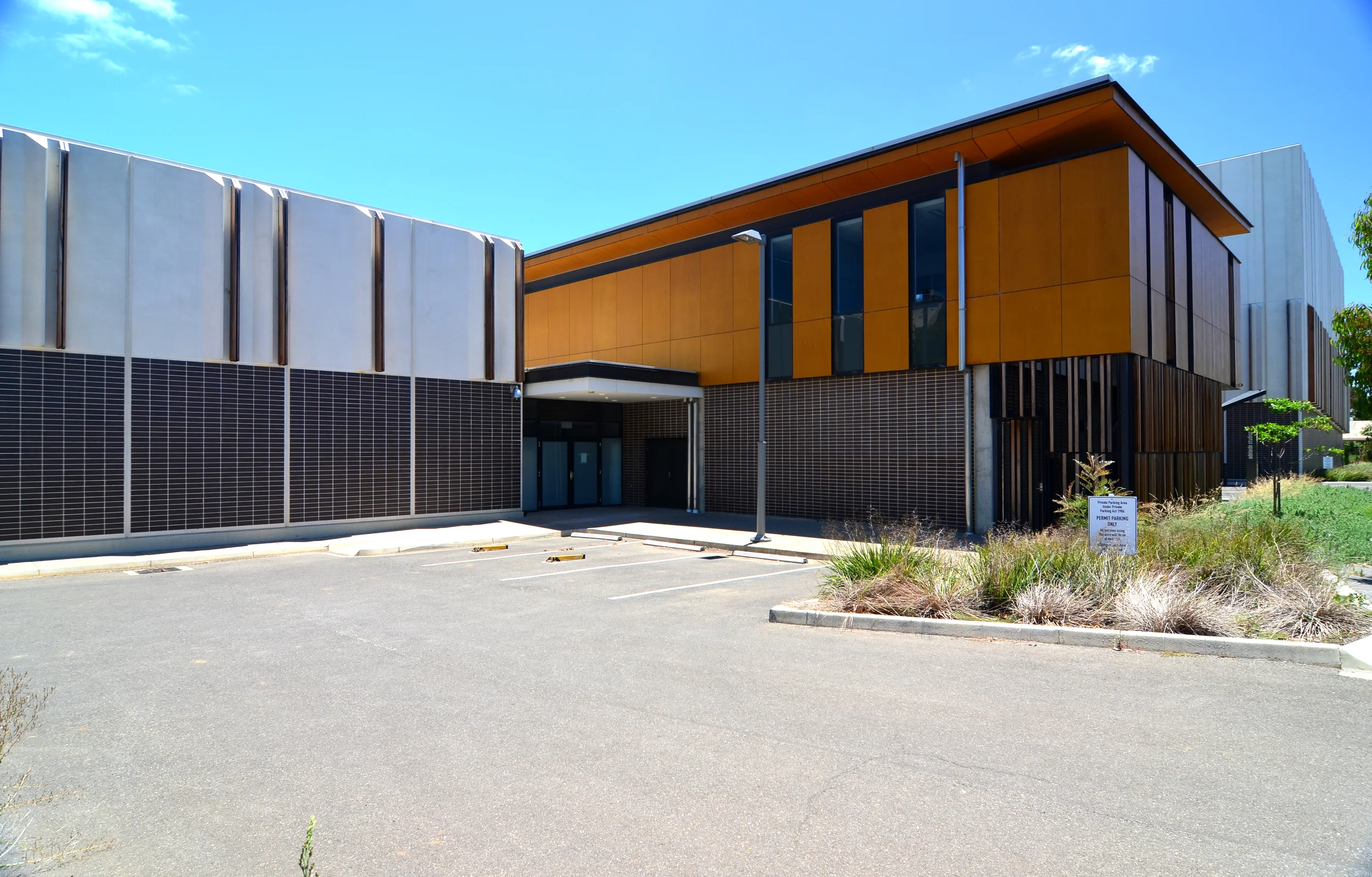 Grieve Gillett Architects_Adelaide Studios_Andrew Pham 50.jpg