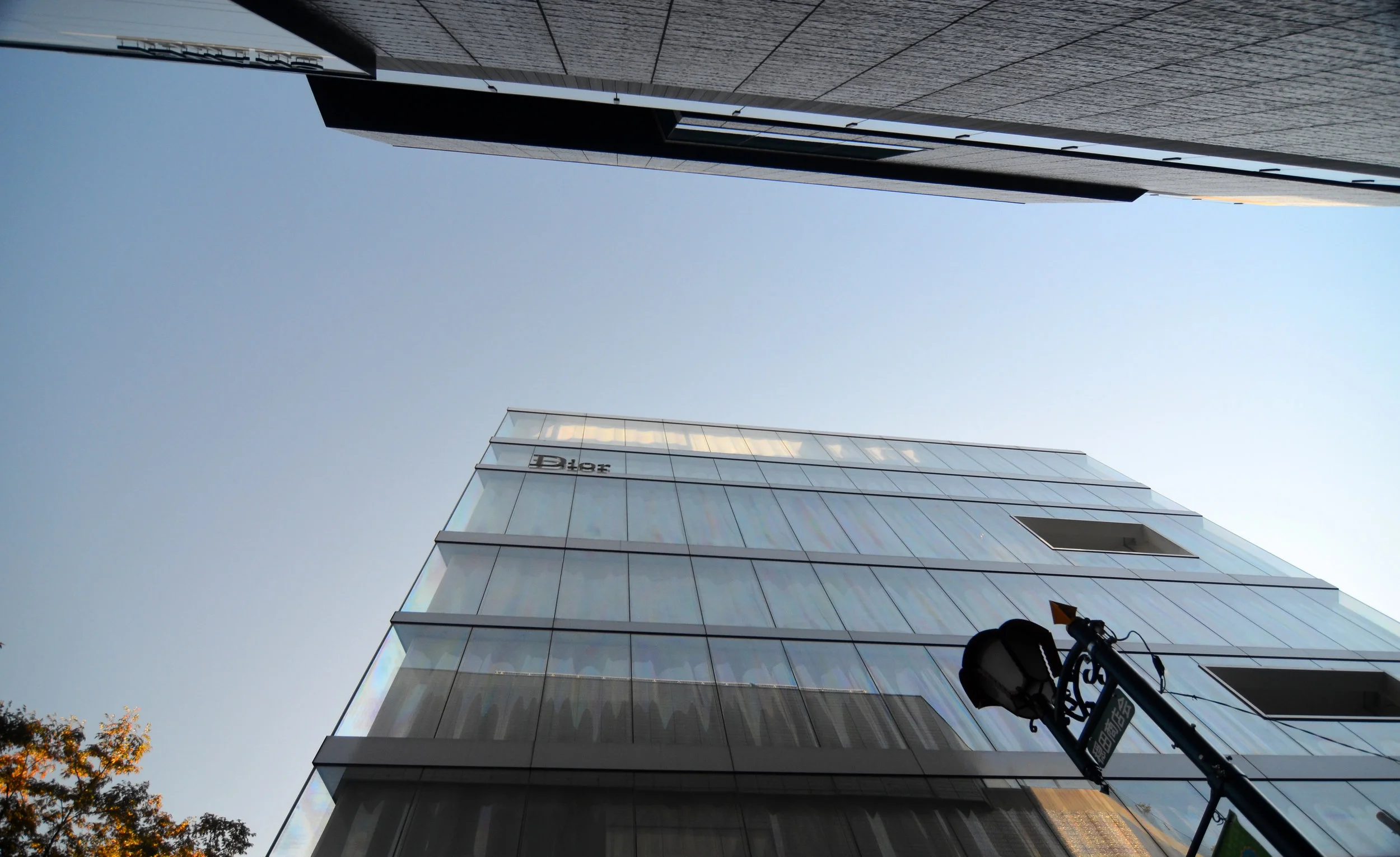 Dior Shop_SANAA_Tokyo_Andrew Pham 07.jpg