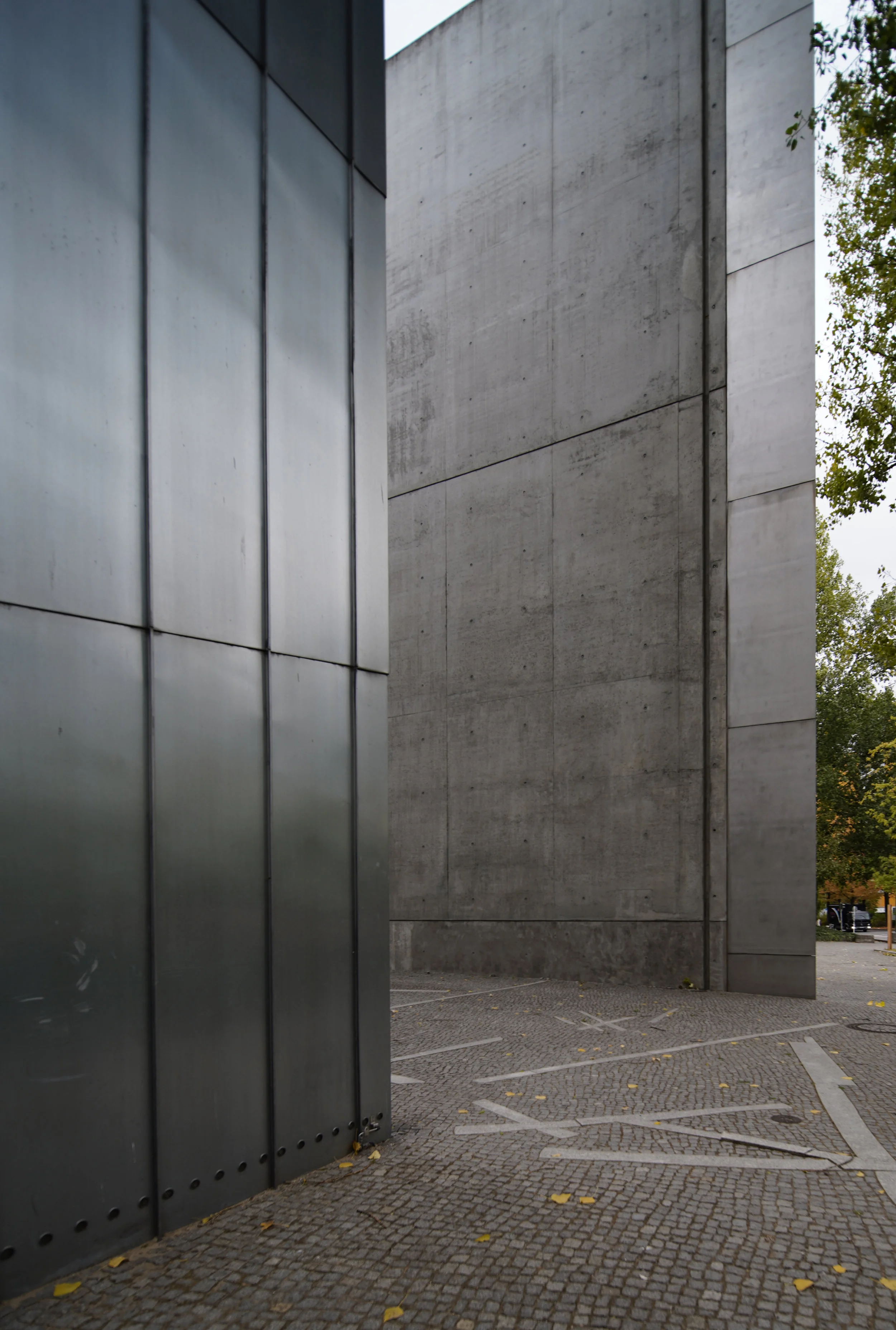 Daniel Libeskind_Jewish Museum Berlin_Andrew Pham 93.jpg