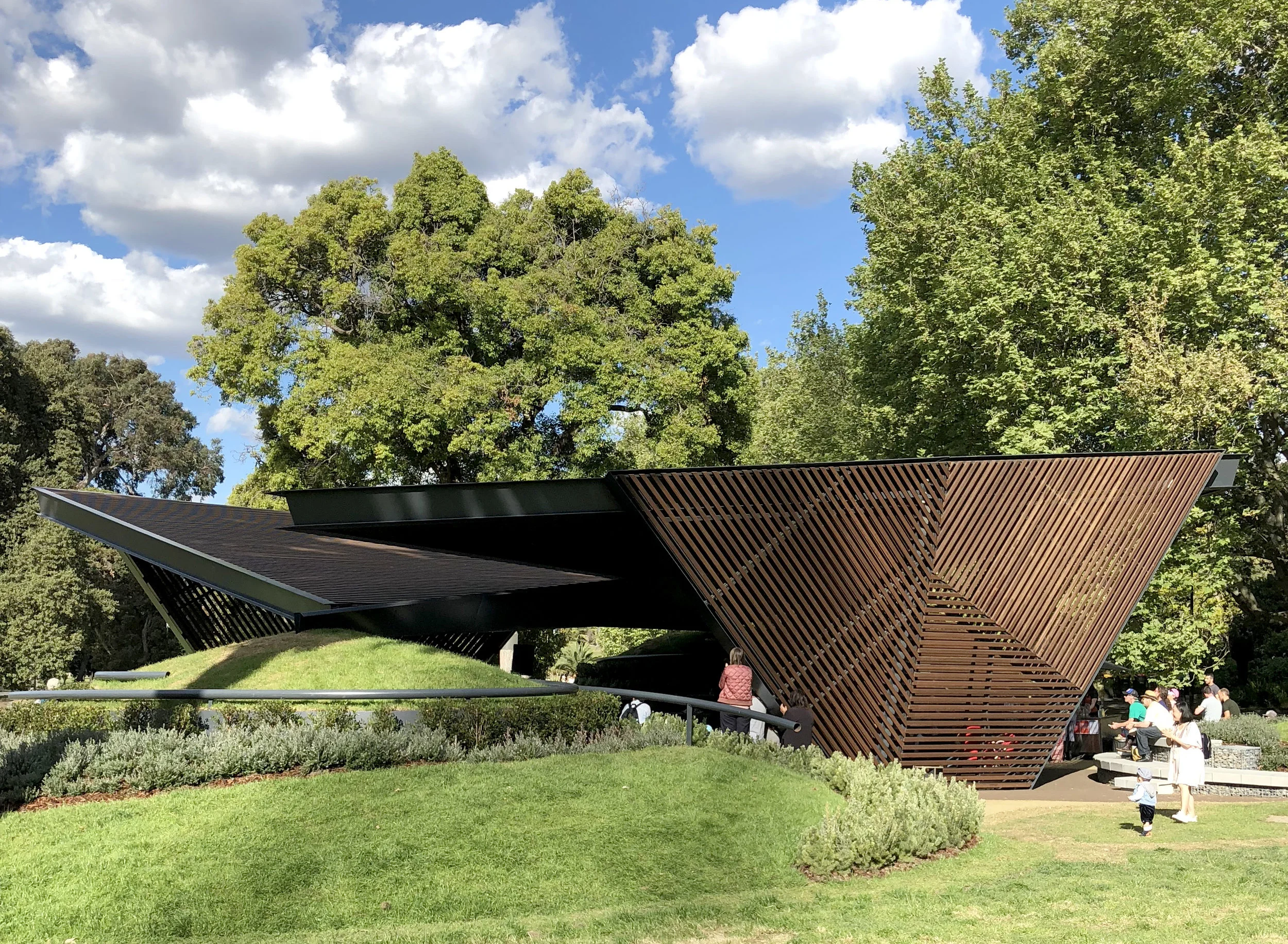 Melbourne MPavilion 2018 _ Carme Pinos Architects _ Andrew Pham 01.jpg