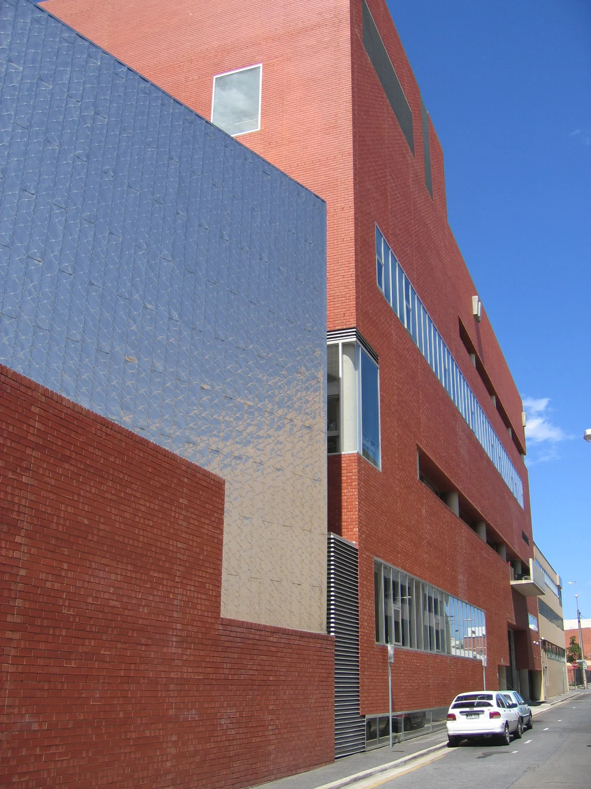 Hassell Adelaide Arts Centre 12.jpg
