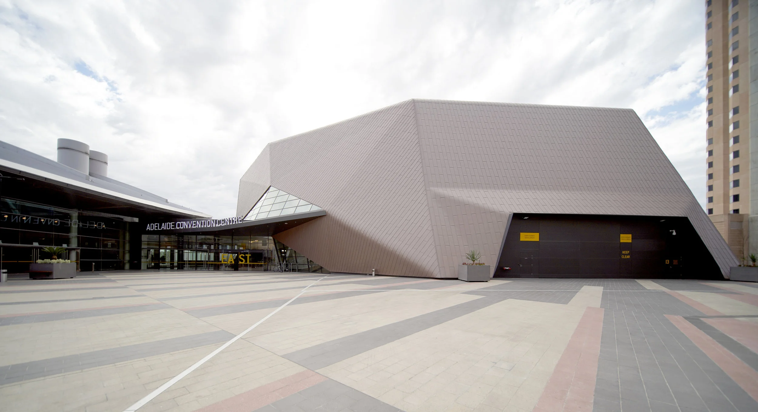 Adelaide Convention Centre - Hassell Architects - Andrew Pham 33.jpg
