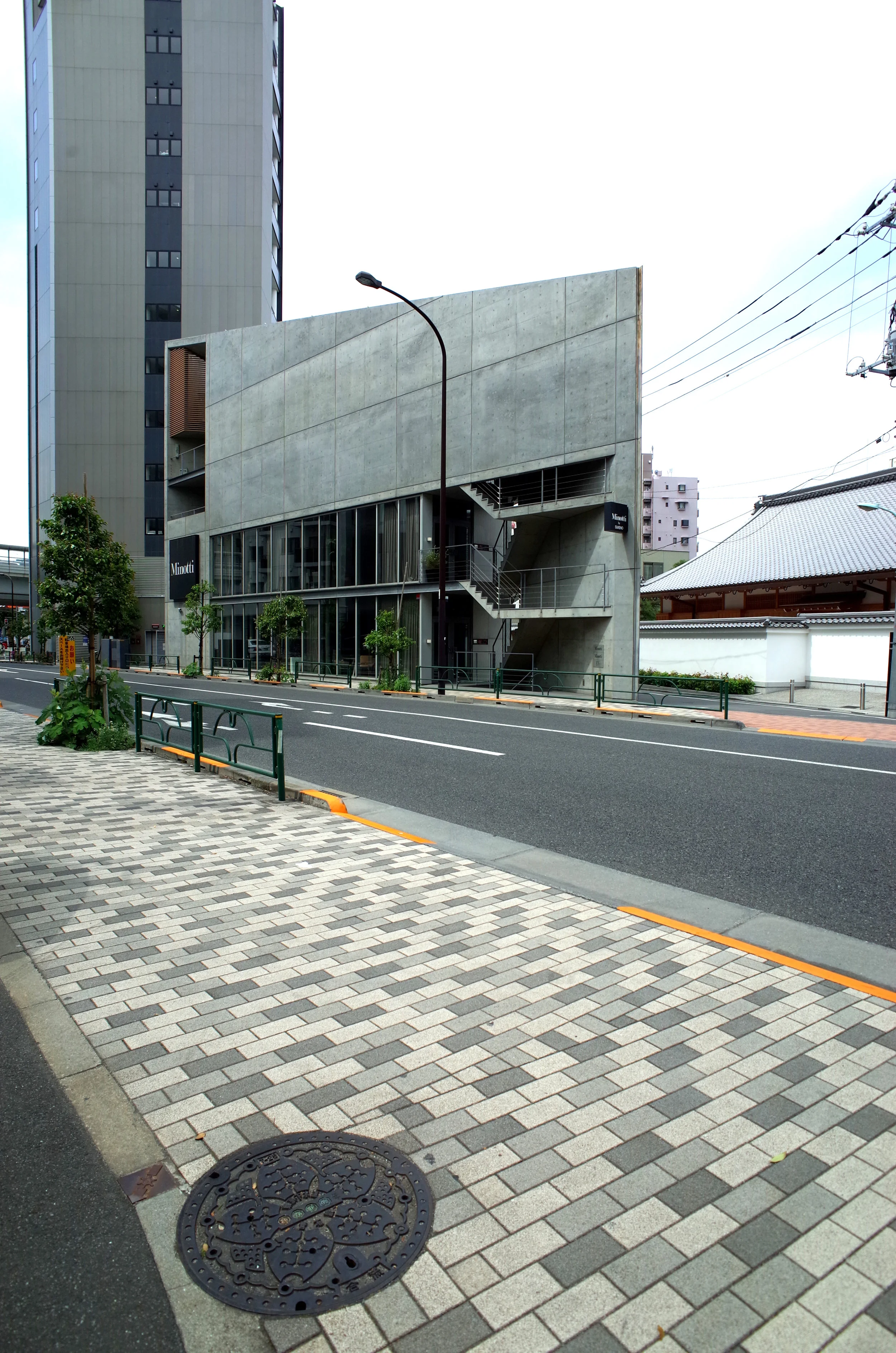 Minotti Triangle Tokyo - Minotti and Sukeno Studio - Andrew Pham 02.jpg