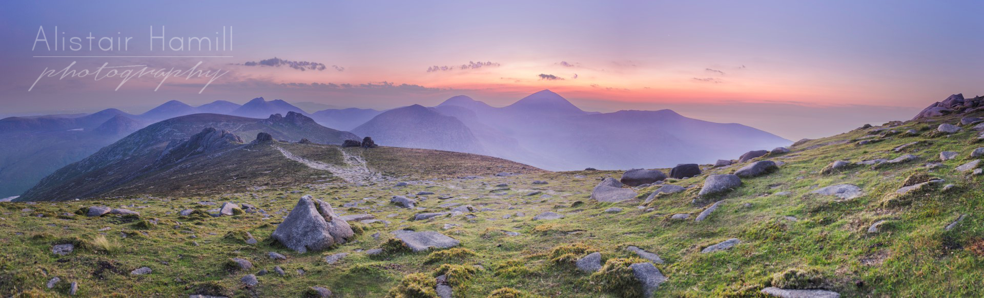 The view north along the narrow plateau that marks the summit of Binnian