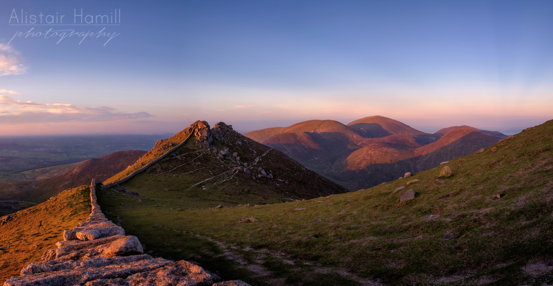 You will have to look carefully, but to the very right of the picture above Cove Mountain, you may just be able to make out the very faint rays fanning upwards, and continuing at an angle over Donard and Commedagh.