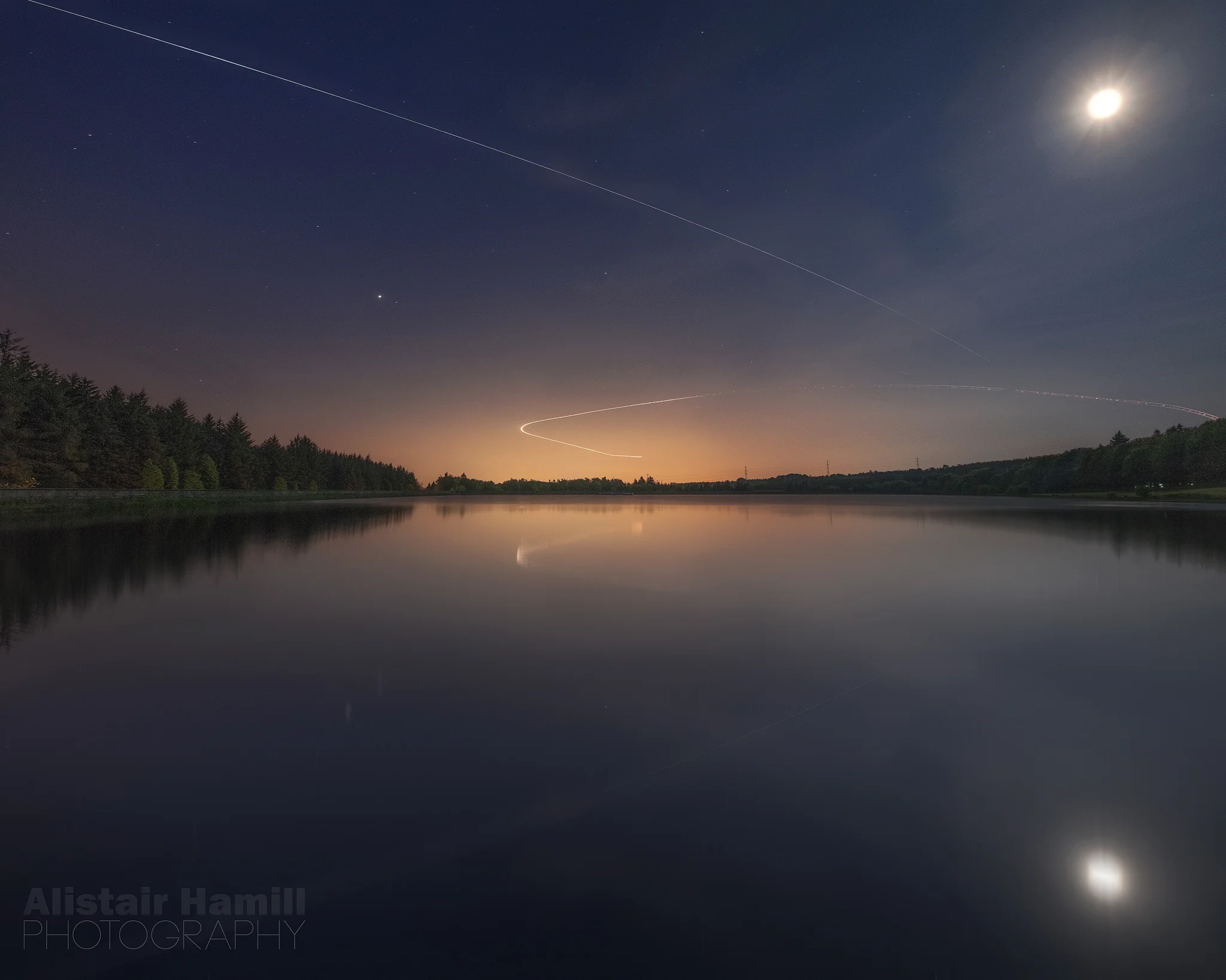 ISS at Woodburn dam (large) WM.jpg