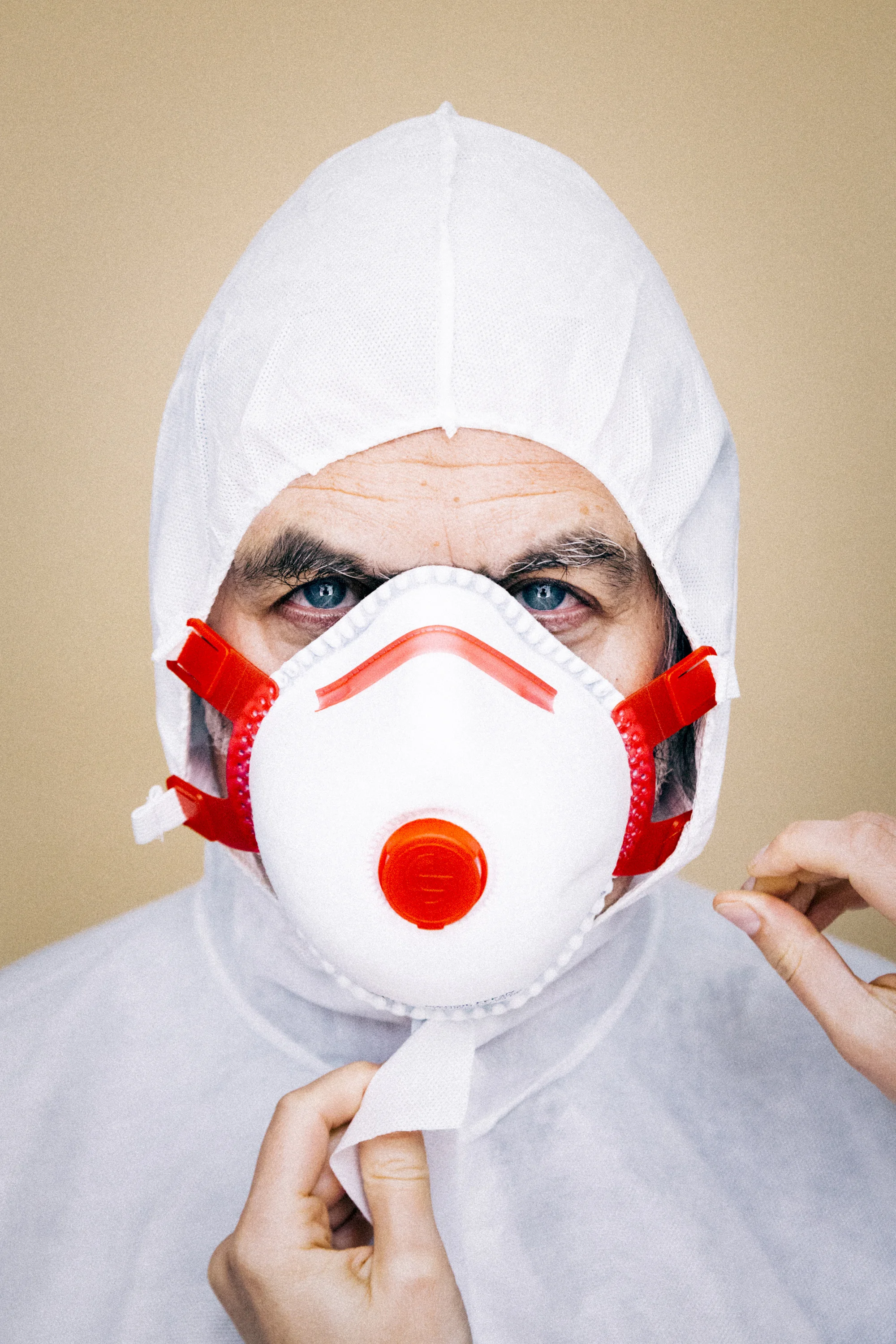 Cover Shoot (unpublished) for ZEIT Magazin with Walter Lindner, Special Representative of the Federal Government for the Fight against Ebola