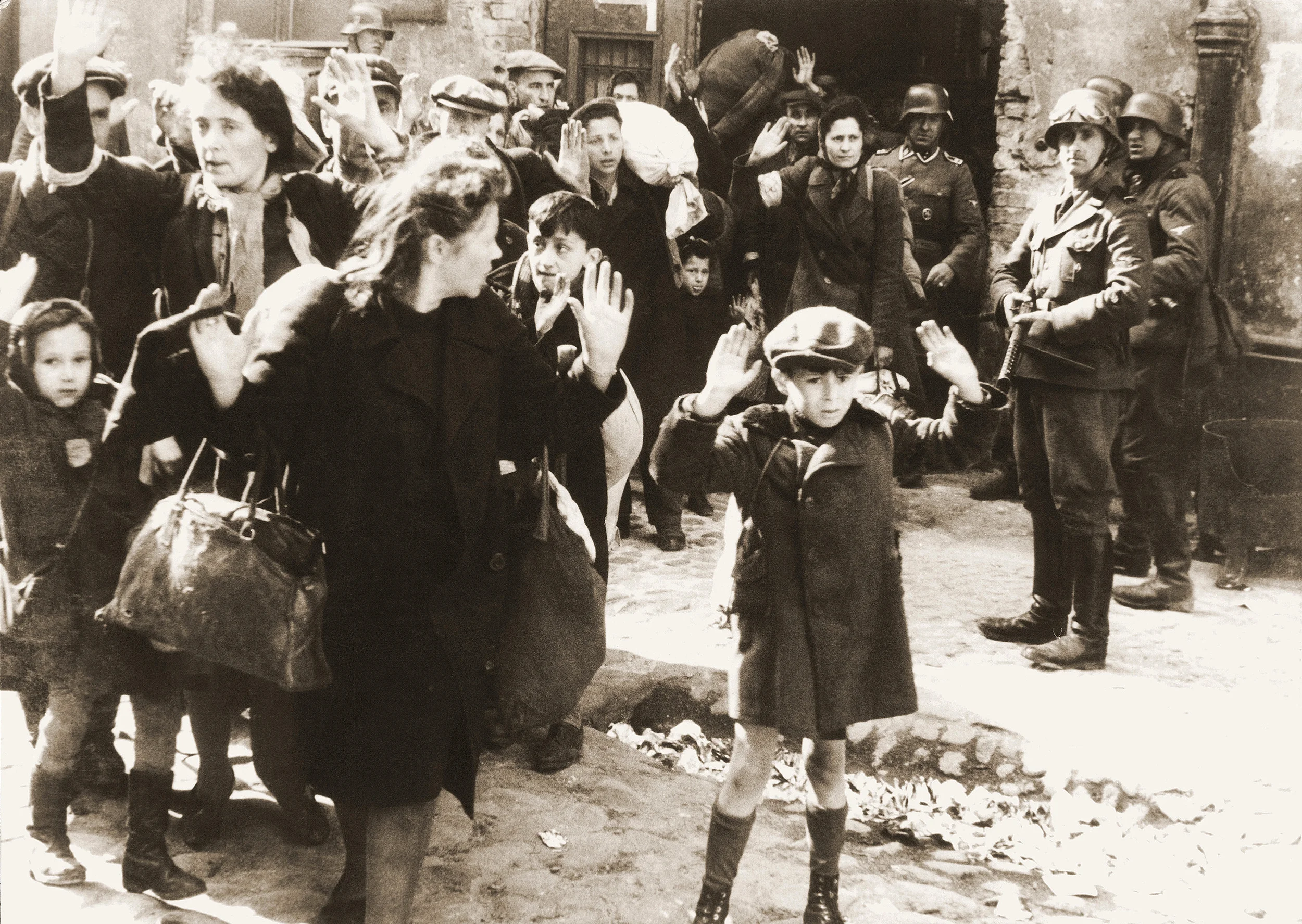 Haaretz and Jewish resistance to the Holocaust