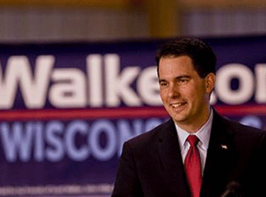 scott-walker-new-smiling-2011-cropped-proto-custom_2.gif