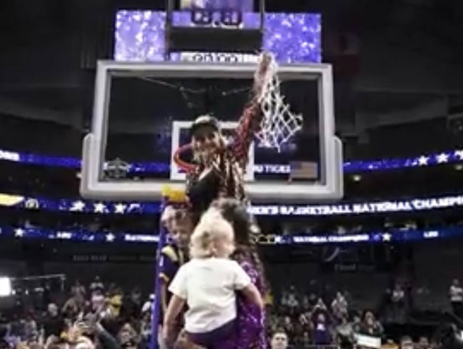 LSU's always controversial Kim Mulkey offers a highly personal quote (#crickets)