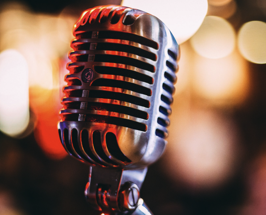Hot megachurch question: 'Why have many worshippers stopped singing in church'?