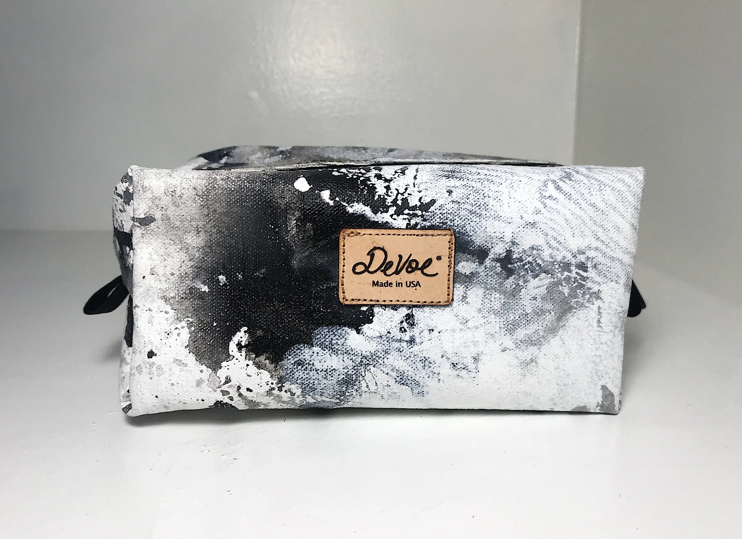 Black - White - Gray